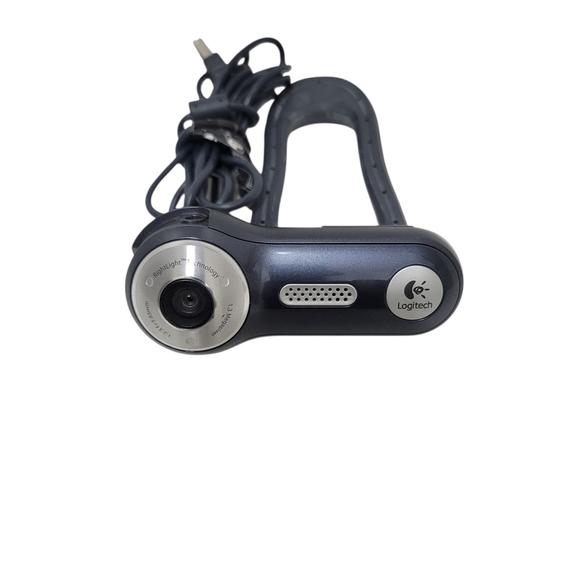 Logitech 1.3MP Web Camera, Microphon, Rightlight Technology Excellent Condition - Picture 1 of 6